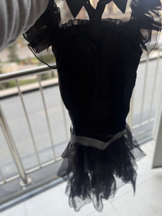 Продам платье для девочки Уенздей