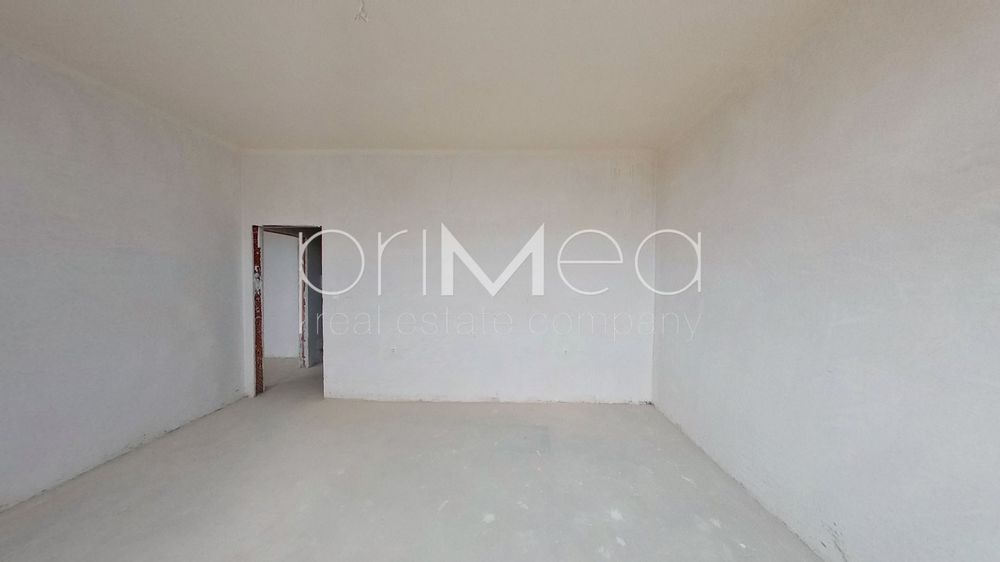 Продава се Двустаен апартамент в Бургас, Славейков - 97 кв.м за 1000 €/кв.м - Снимка #4