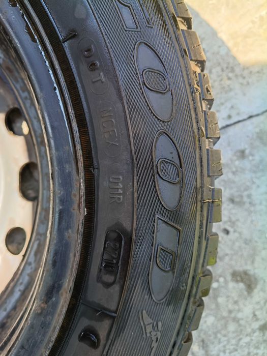 Jantă tabla R14 cu anvelopă allseazon  Goodyear UltraGrip 175/65 R14 / Roată de rezervă