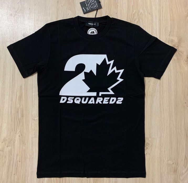 Мъжки тениски Dsquared D2 нови с етикети налични в бяло и в черно