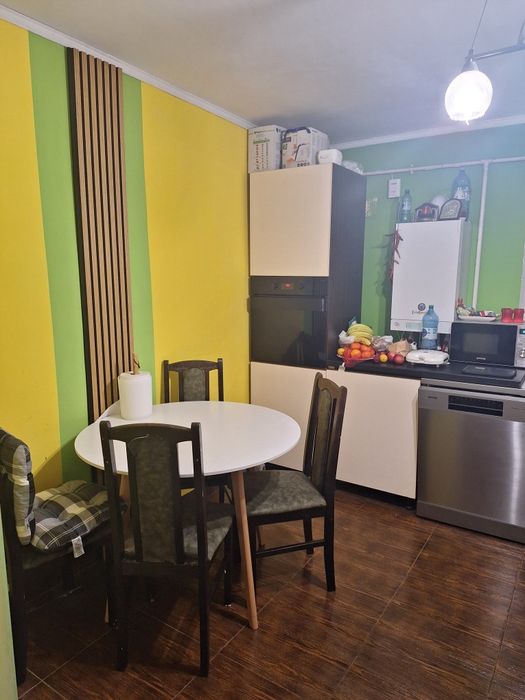 Vând Apartament 3 camere