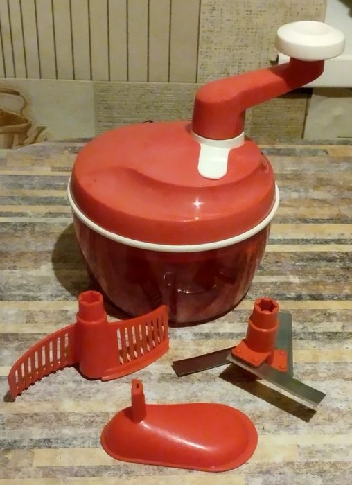 Продам измельчитель Tupperware