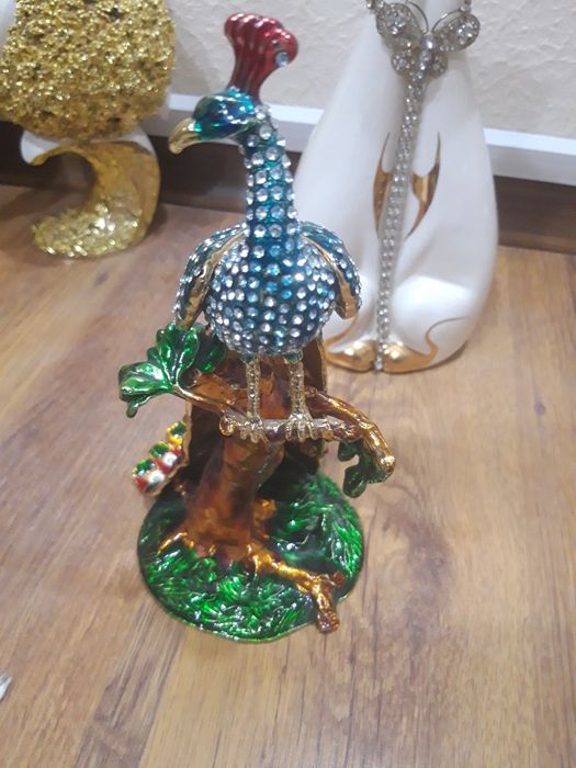 Сувениры и подарки. Для украшения дома и заведений. Совга ва безак цчу