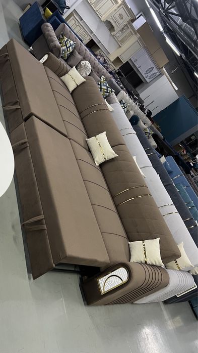 Диван на заказ прямой Амор