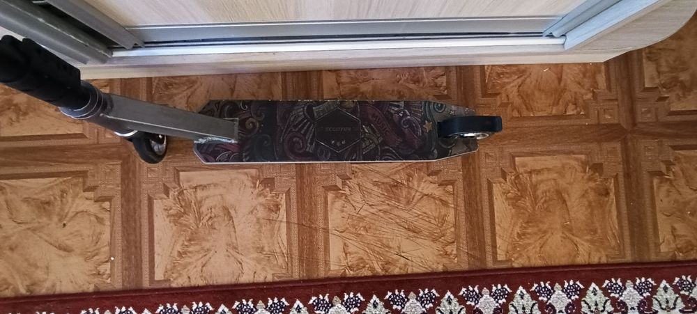 самокат в хорошем состоянии