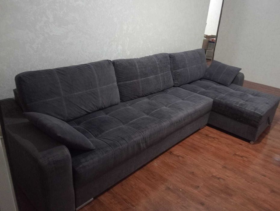Продам диван б\у 3,30 м торг