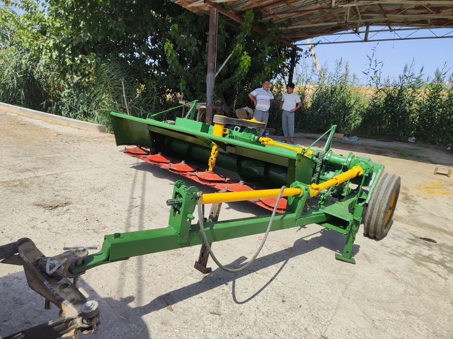 Беда орадиган ротар косилка КПРН 3.0. ориш чегараси 3 метр.