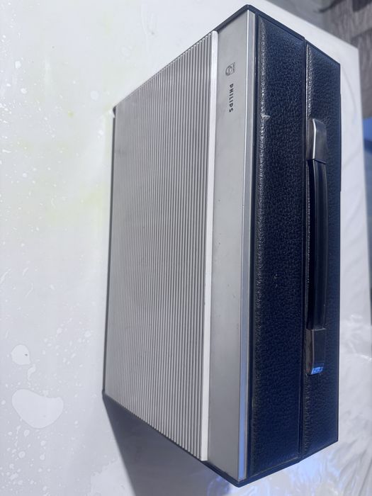 Philips pick up portabil ca nou