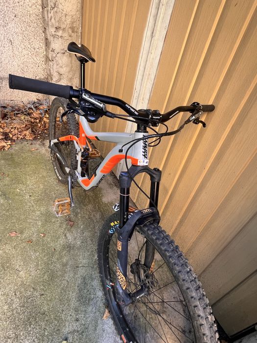 Bicicleta Full suspension - Giant Reign