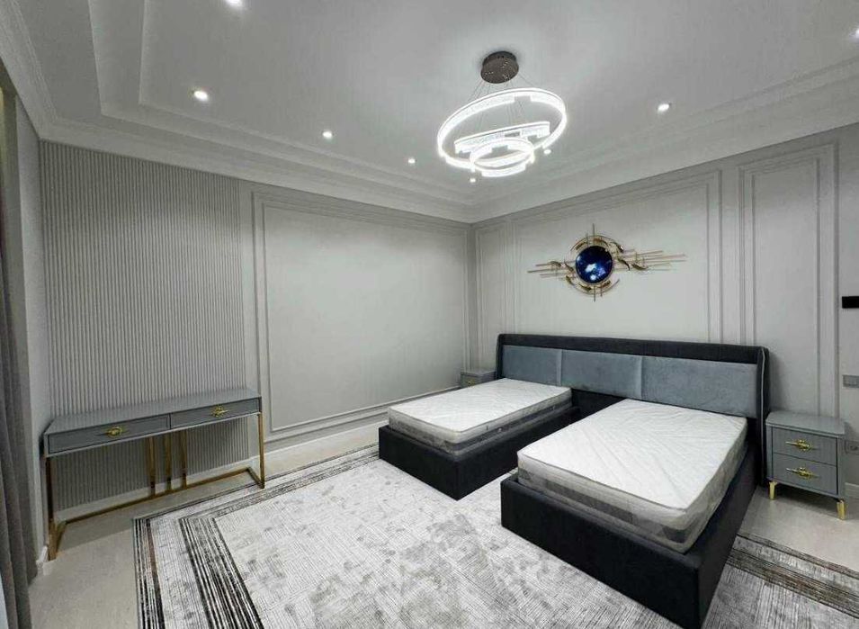 Стаётся коттедж Мирзо-Улугбекском районе срочно!!!