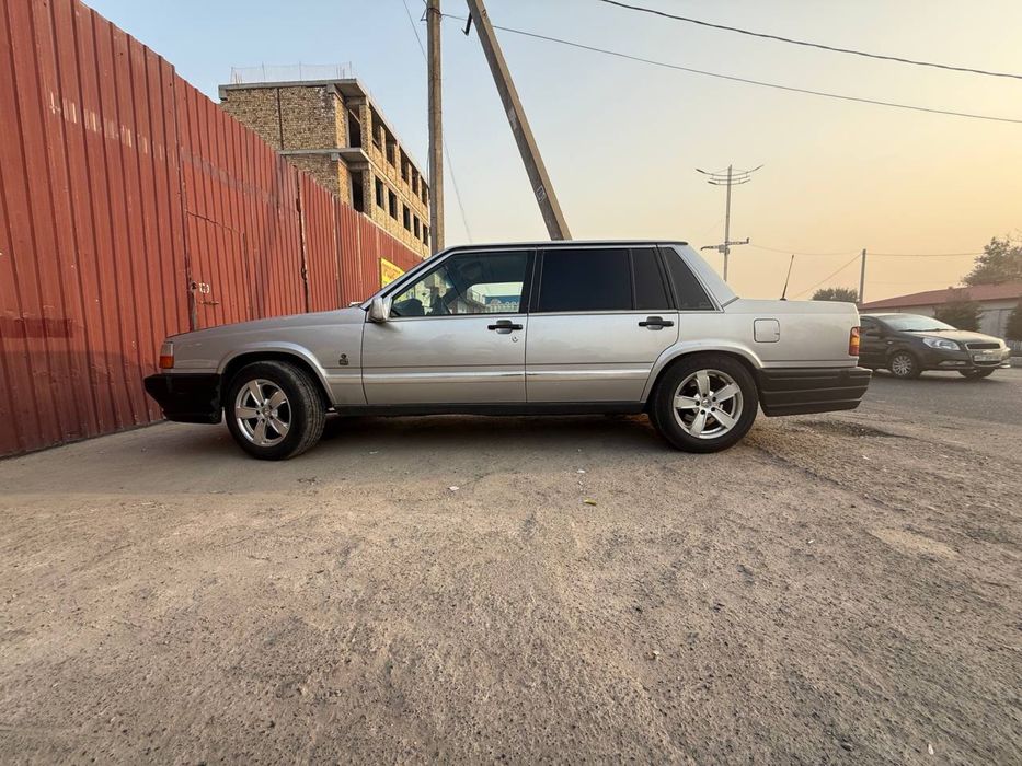 Volvo 740 GL