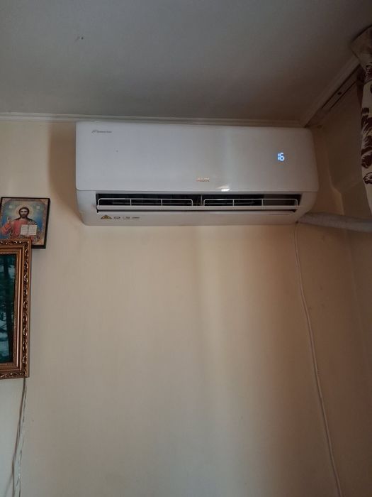 Vand garsoniera renovata