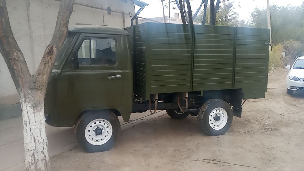 УАЗ сатылады мото 100 коробка 100 задный передний мост 37