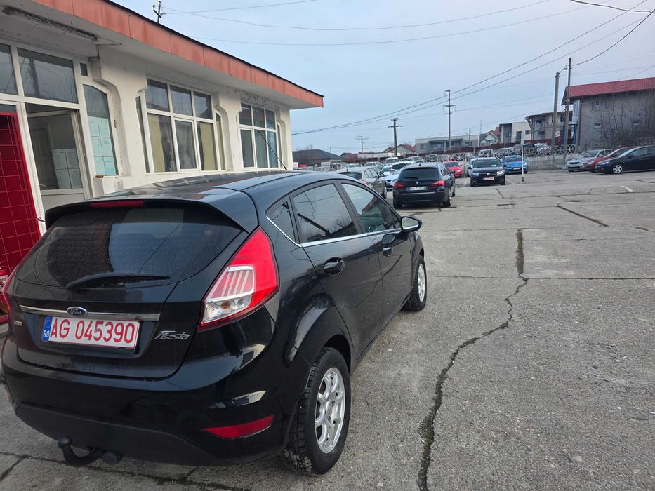 Ford fiesta 1.0benzina.2016