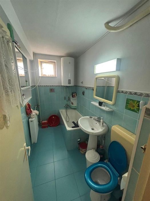 Proprietar – vând apartament 3 camere, 62 mp