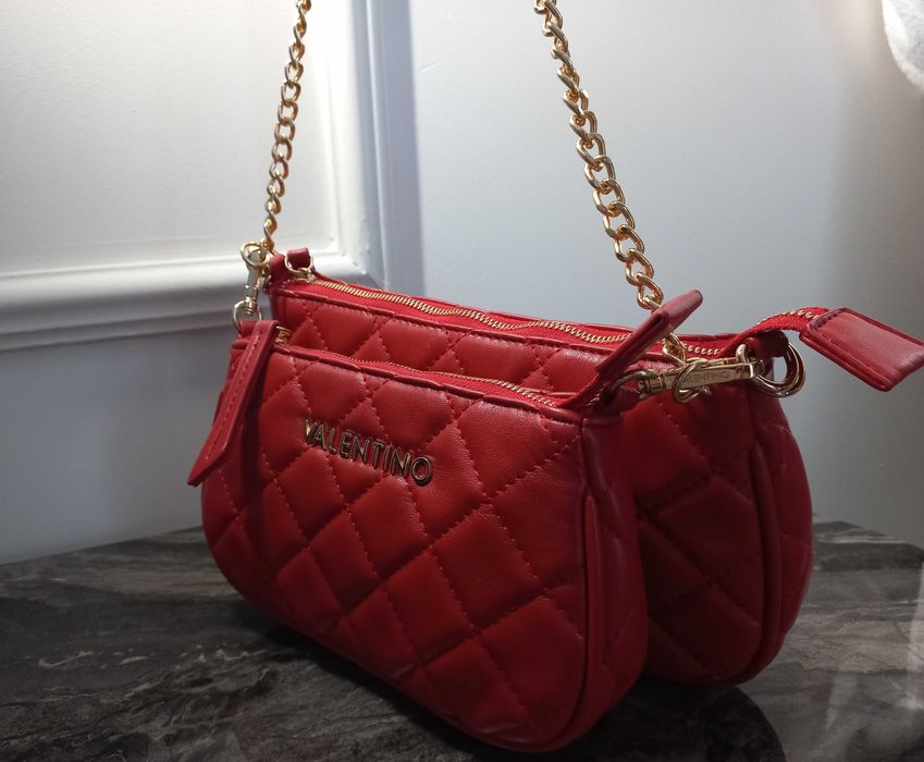 НОВА Дамска чанта Valentino