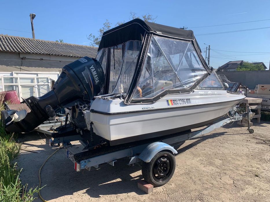 Vand barca Bayliner Capri motor Yamaha 60cp 4T