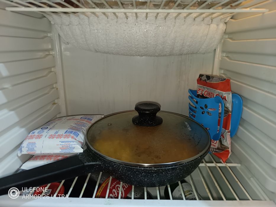 Продам холодильник