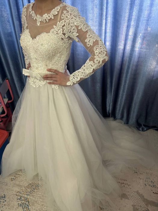 Распродажа новых свадебных платьев