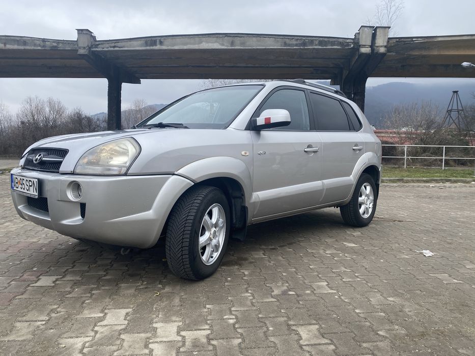 Hyundai Tucson 4x4 motor 2L 140cp diesel