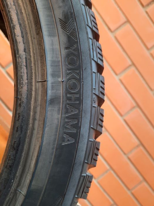 Продам шипованую резину