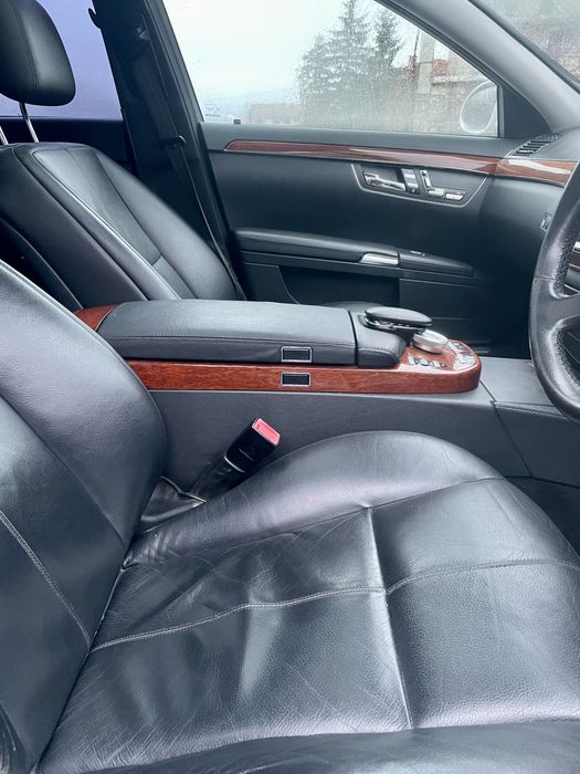 На ЧАСТИ  Mercedes-Benz S 320 CDI W221 2007г LONG AIR MATIC