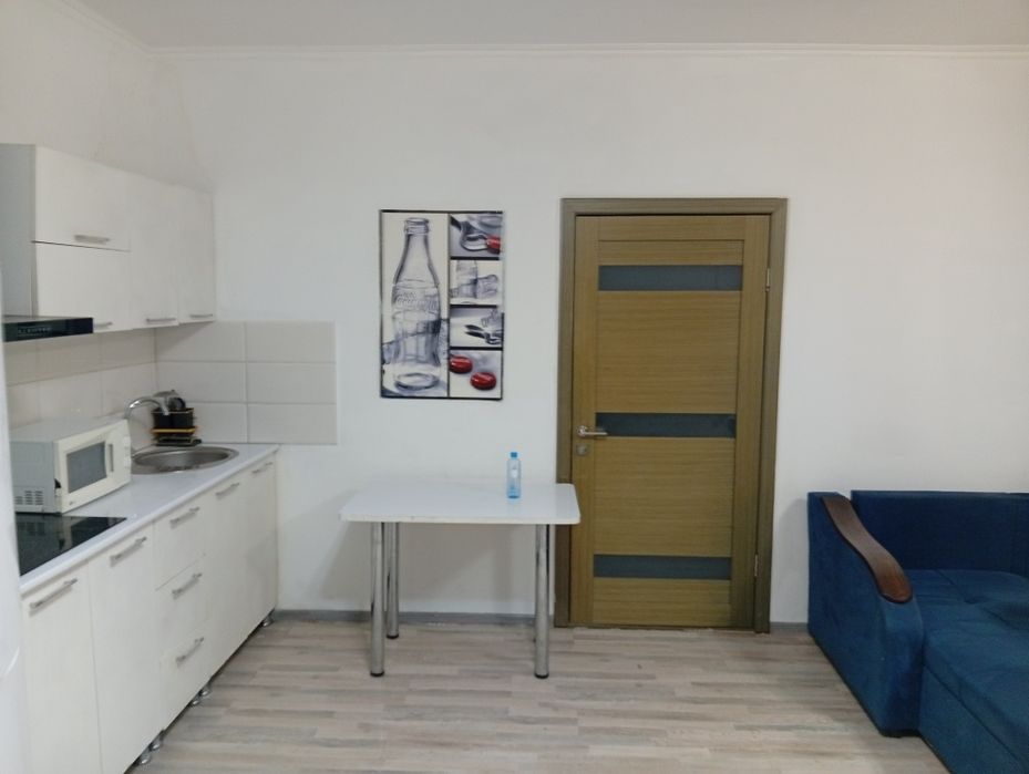 Сдается по месячно квартира