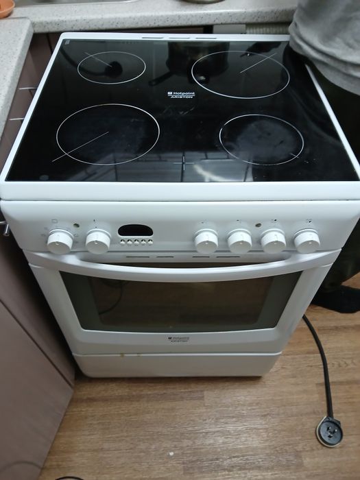 Электрическая плита