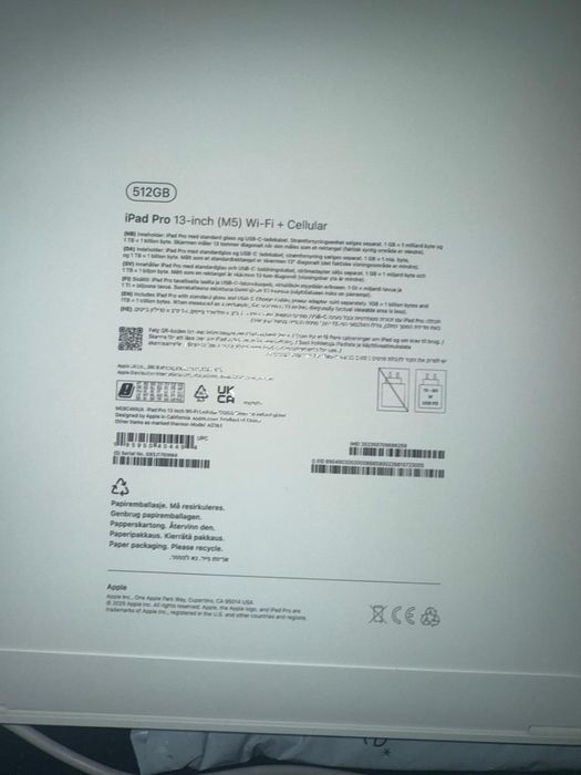 iPad Pro 13-inch (M5) Wi-Fi + Cellular