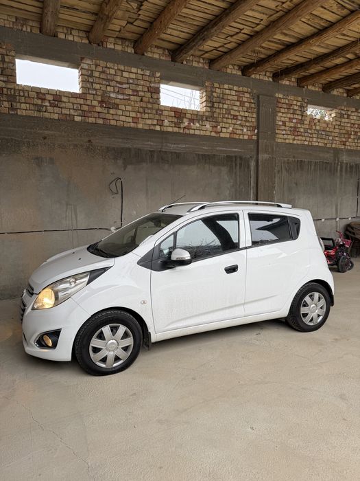 Spark 2012 Avtomat 1 Li Moshina Benzinda