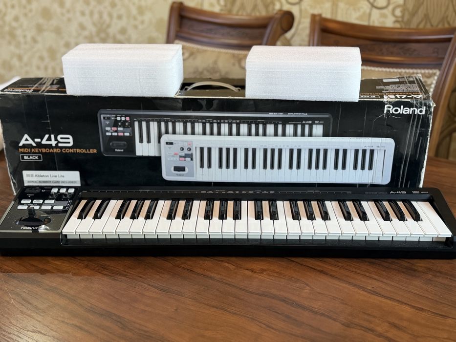 Midi клавиатура Roland A-49