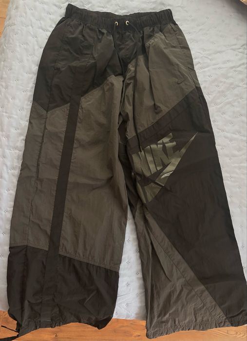 Дамски анцуг Nike