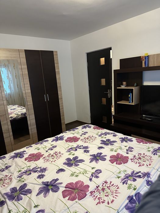 Apartament de închiriat, 2 camere, etaj 1, zona Finanțe-Piața Moldovei