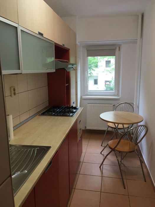 Particular, vand garsoniera cf 1, etaj 1, la cheie zona Mall Vitan