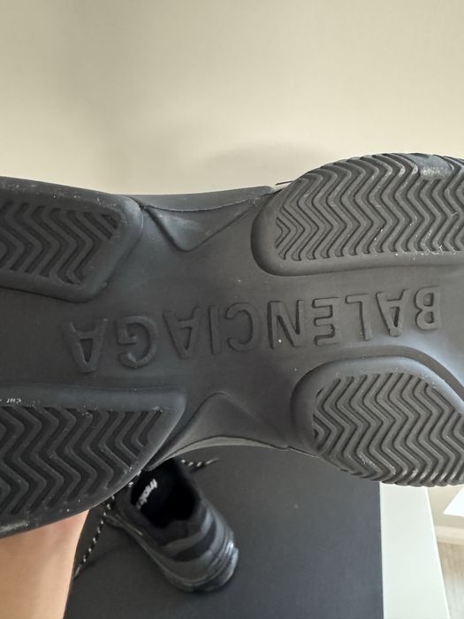 Balenciaga Triple S 42