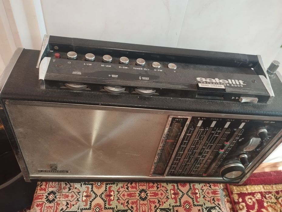 Radio Grundig SATELLIT 6000