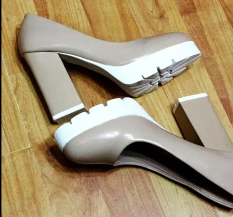 Продам новые туфли размер 37