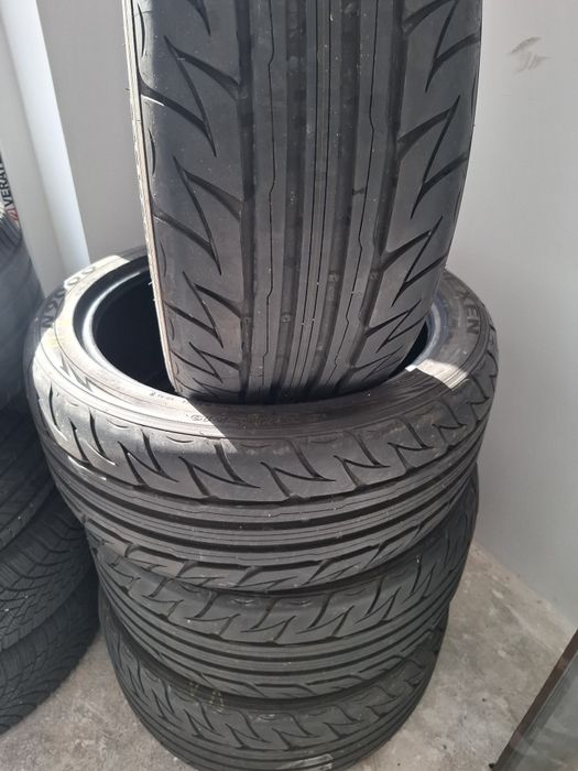 245/40/R19 Vara Nexen