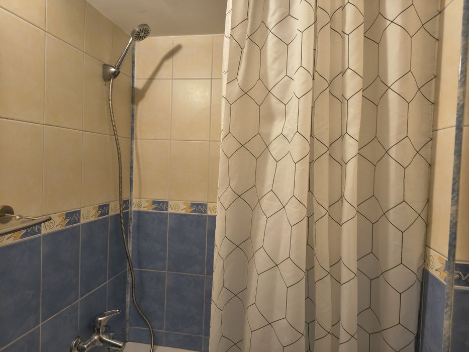 Garsoniera de închiriat