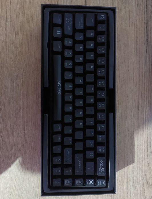 Tastatura Aqirys Mira