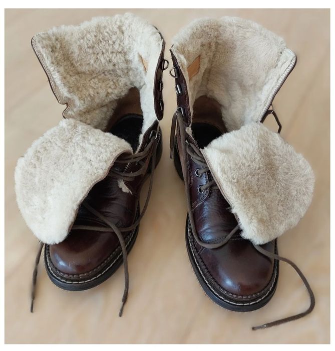 Ghete piele Hugo Boss blana miel marimea 41