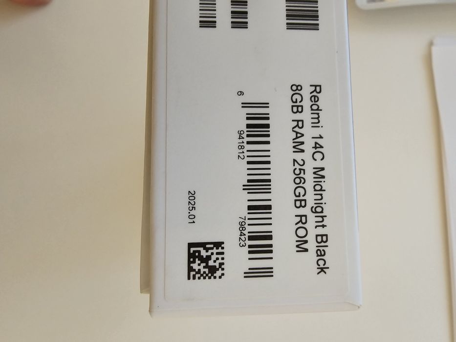 Vand Xiaomi 14C 256GB 8GB RAM ca nou
