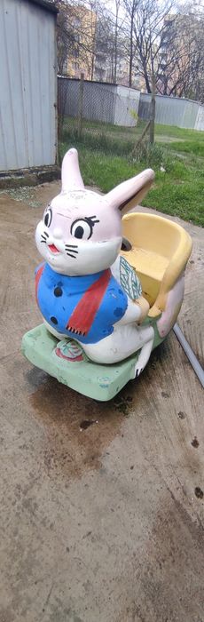 Клатушка работеща с монети 
Клатушка работеща с