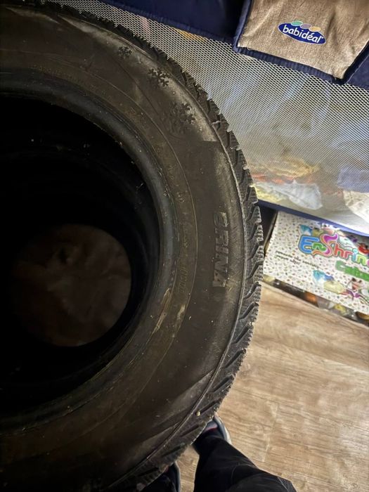 Зимняя резина в идеальном состоянии viatti BRINA 185/65/r14