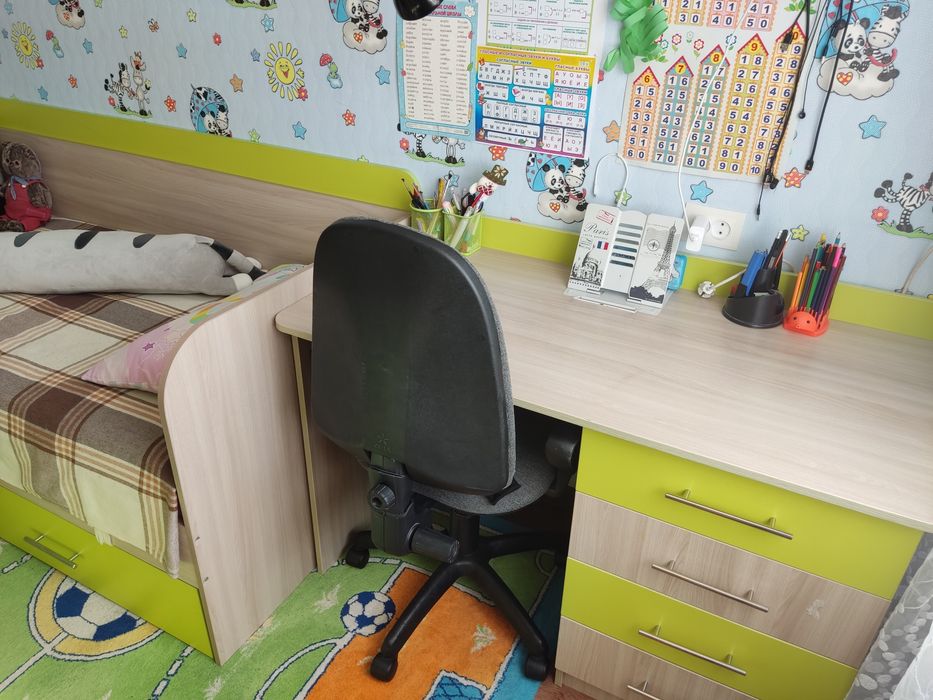 Продам мебель в детскую комнату