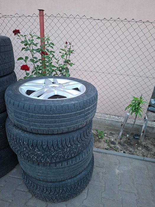 Jante reno în 4 găuri R 17