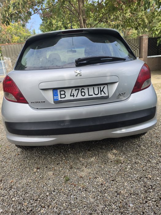 Vând PEUGEOT 207 HDI Stare foarte buna. Vopsea originală