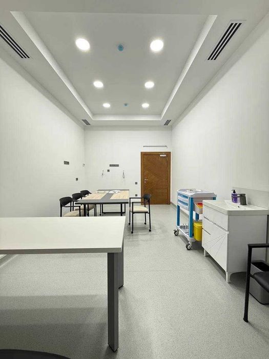 Аренда под офис, клинику, 182м ул. Махтумкули, первый этаж (ЛА)