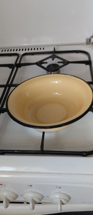 Эмалированная Чашка- 1 литр  времени СССР.