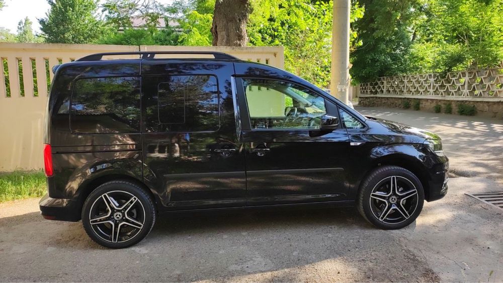 Wolkswagen Caddy Black Tradeline